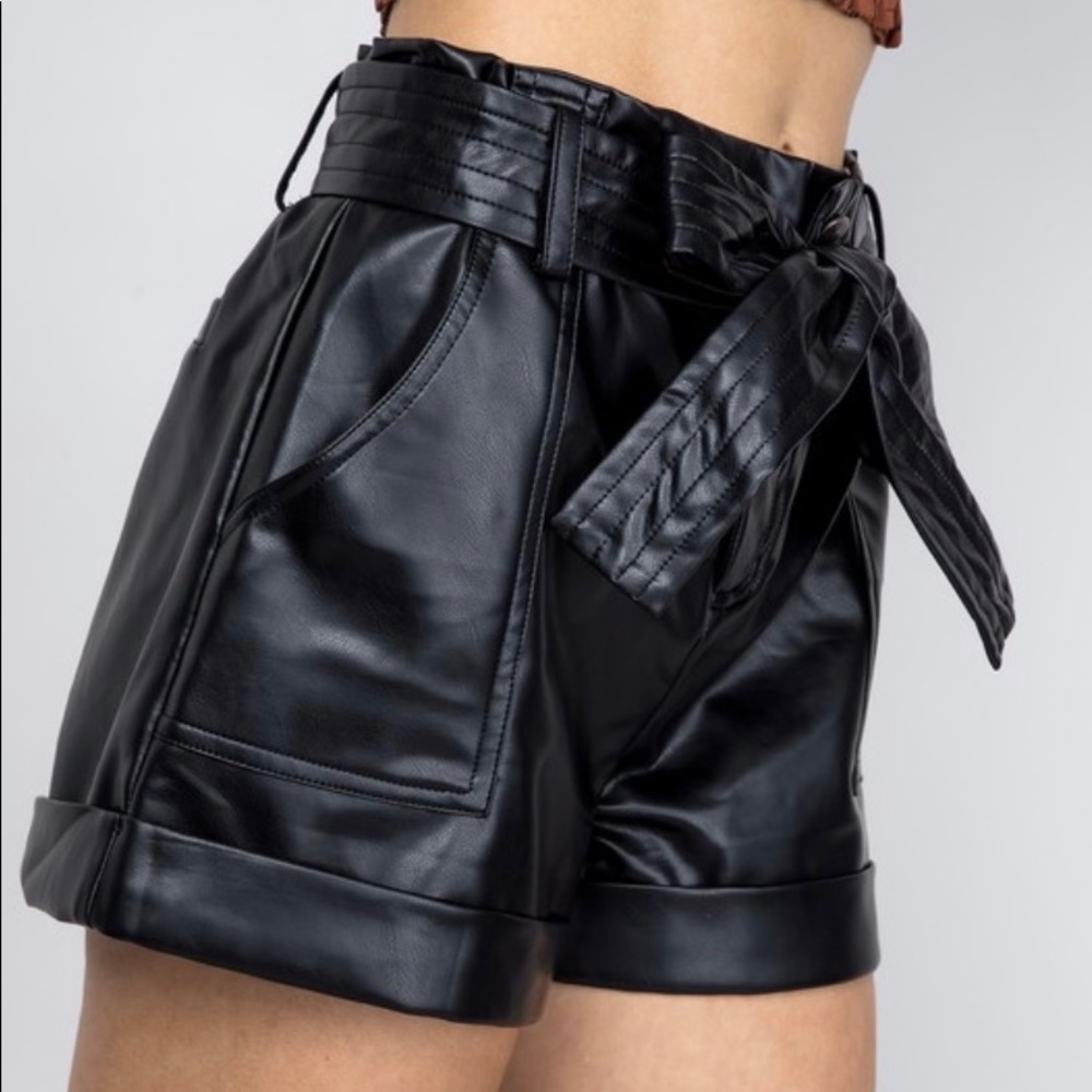 Faux Leather Shorts 🖤